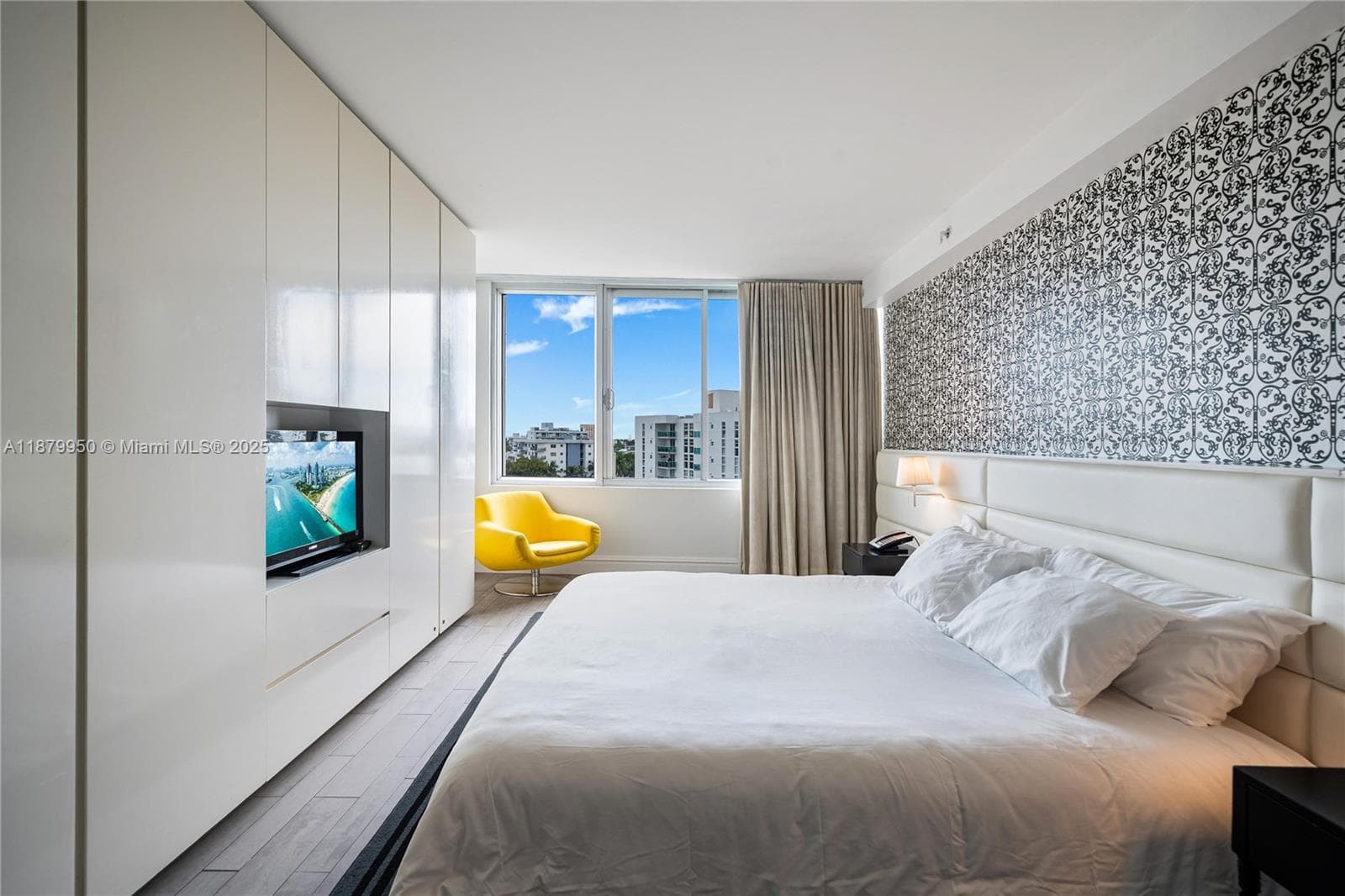West Ave, Miami Beach, FL — 11