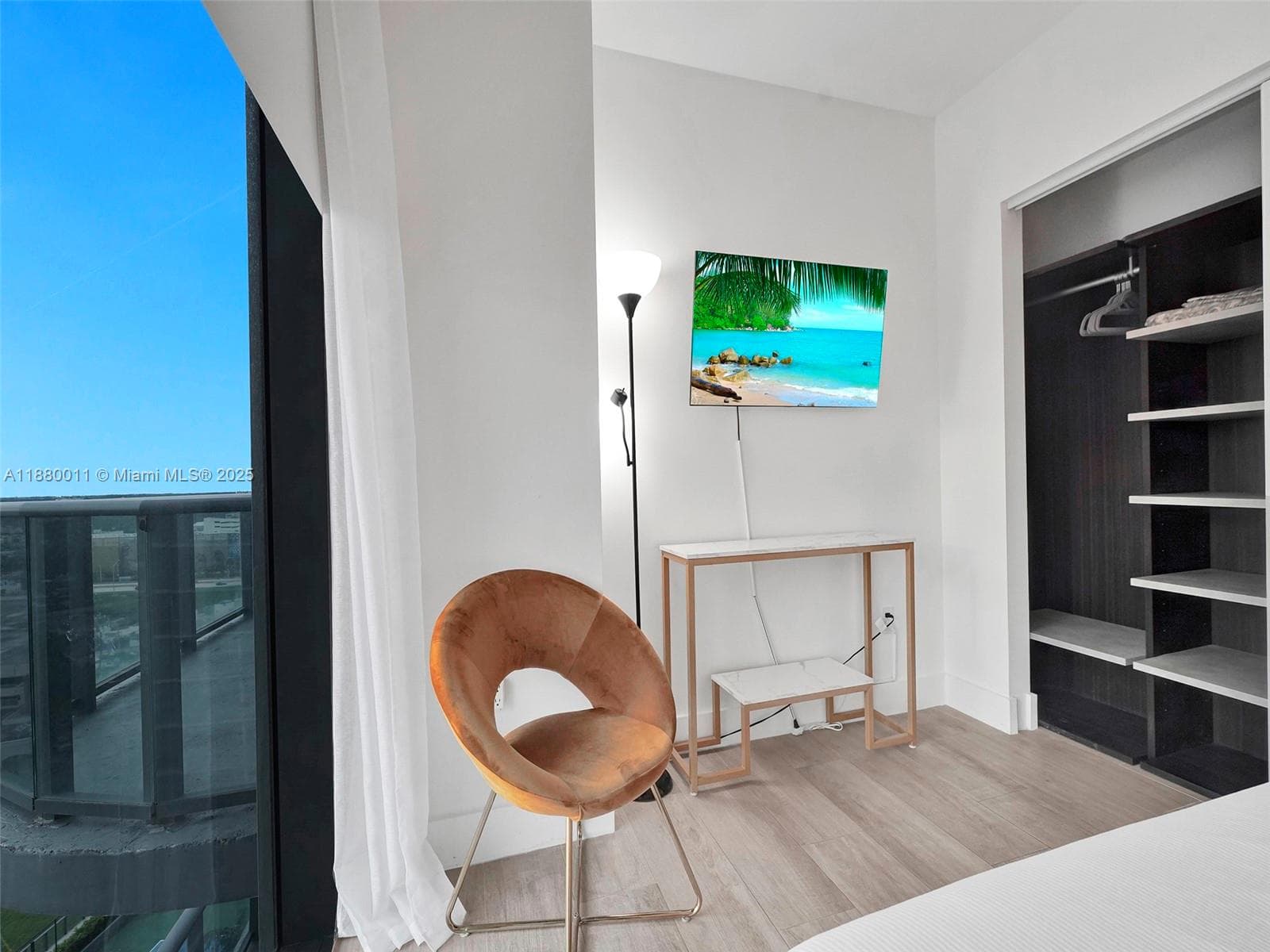 121 NE 34th St # 1601, Miami FL 33137 — 17