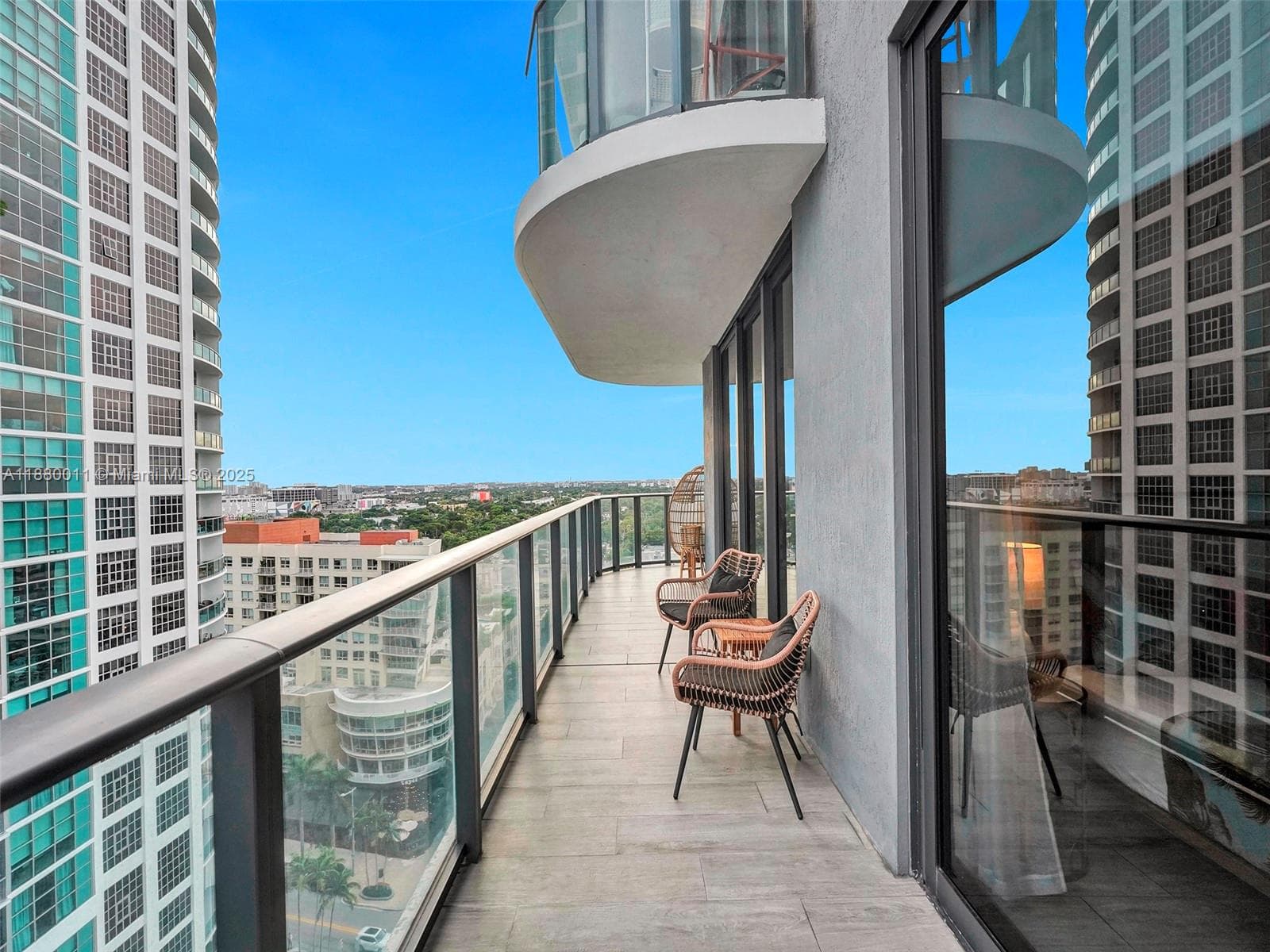121 NE 34th St # 1601, Miami FL 33137 — 28