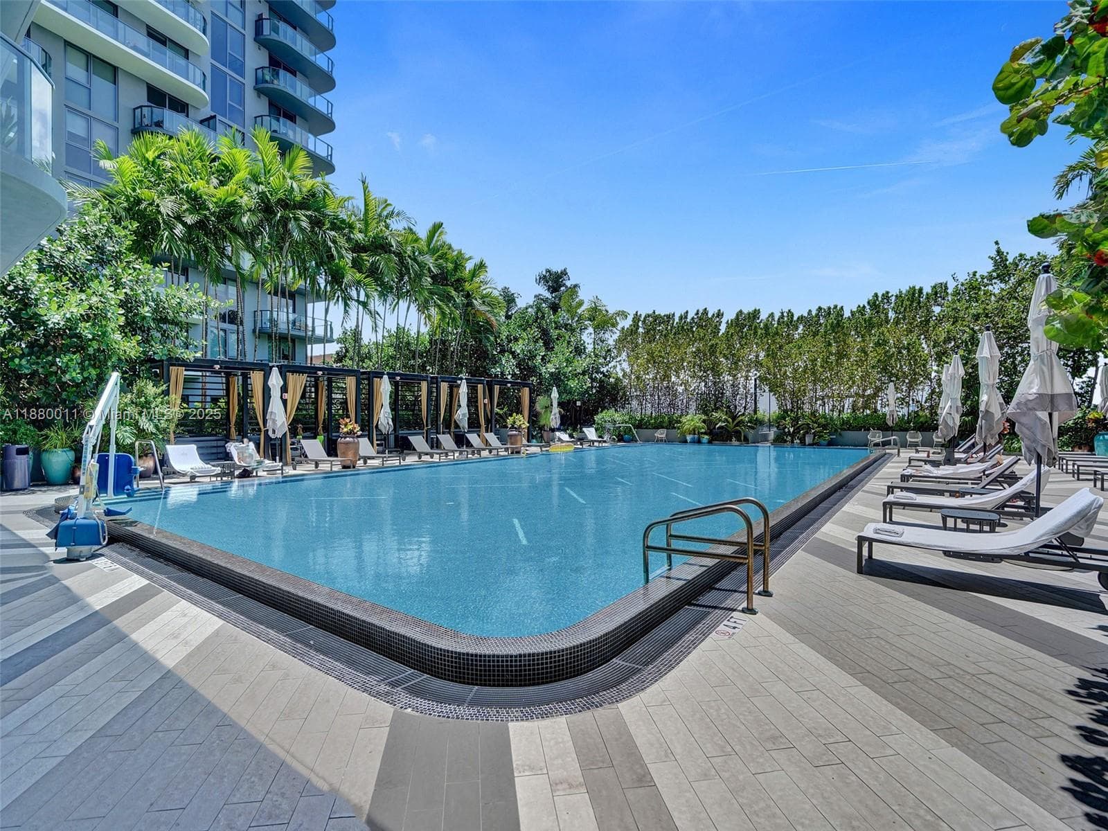 121 NE 34th St # 1601, Miami FL 33137 — 45