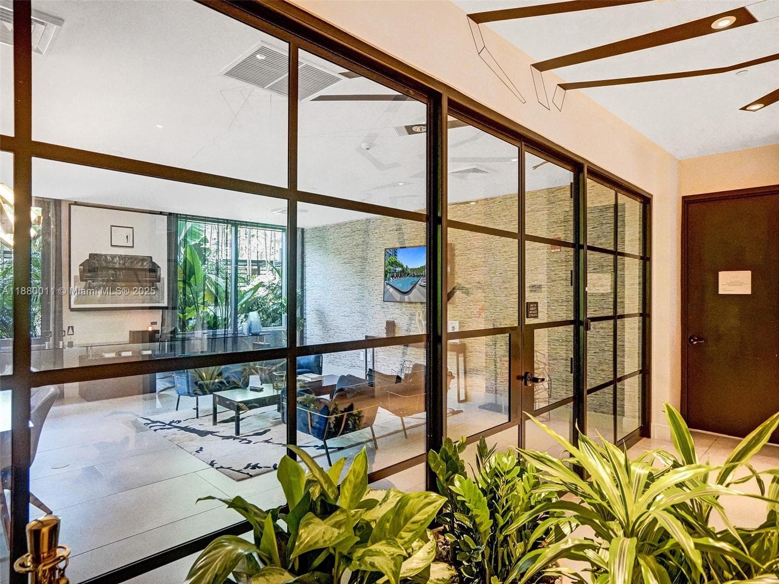 121 NE 34th St # 1601, Miami FL 33137 — 35