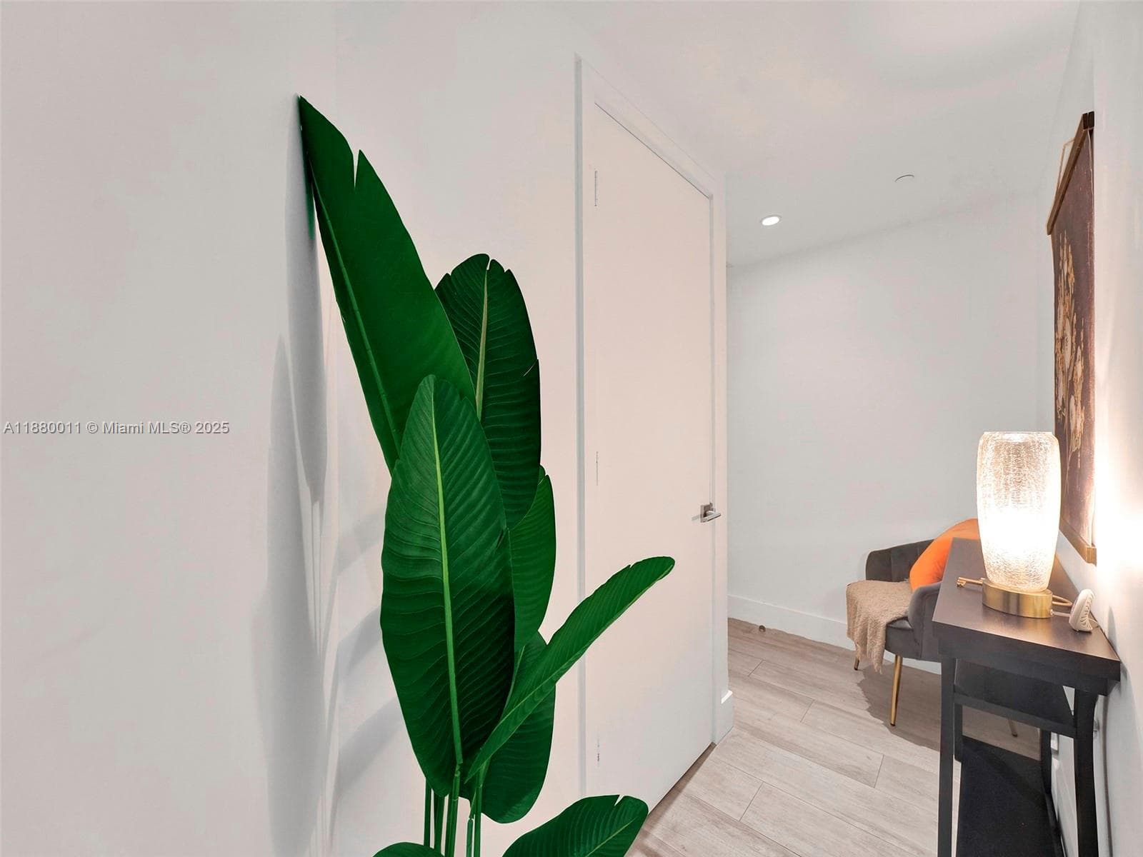 121 NE 34th St # 1601, Miami FL 33137 — 25