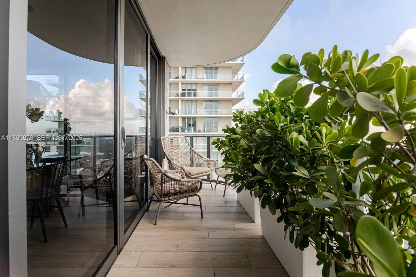 121 NE 34th St # 2408, Miami FL 33137 — 30