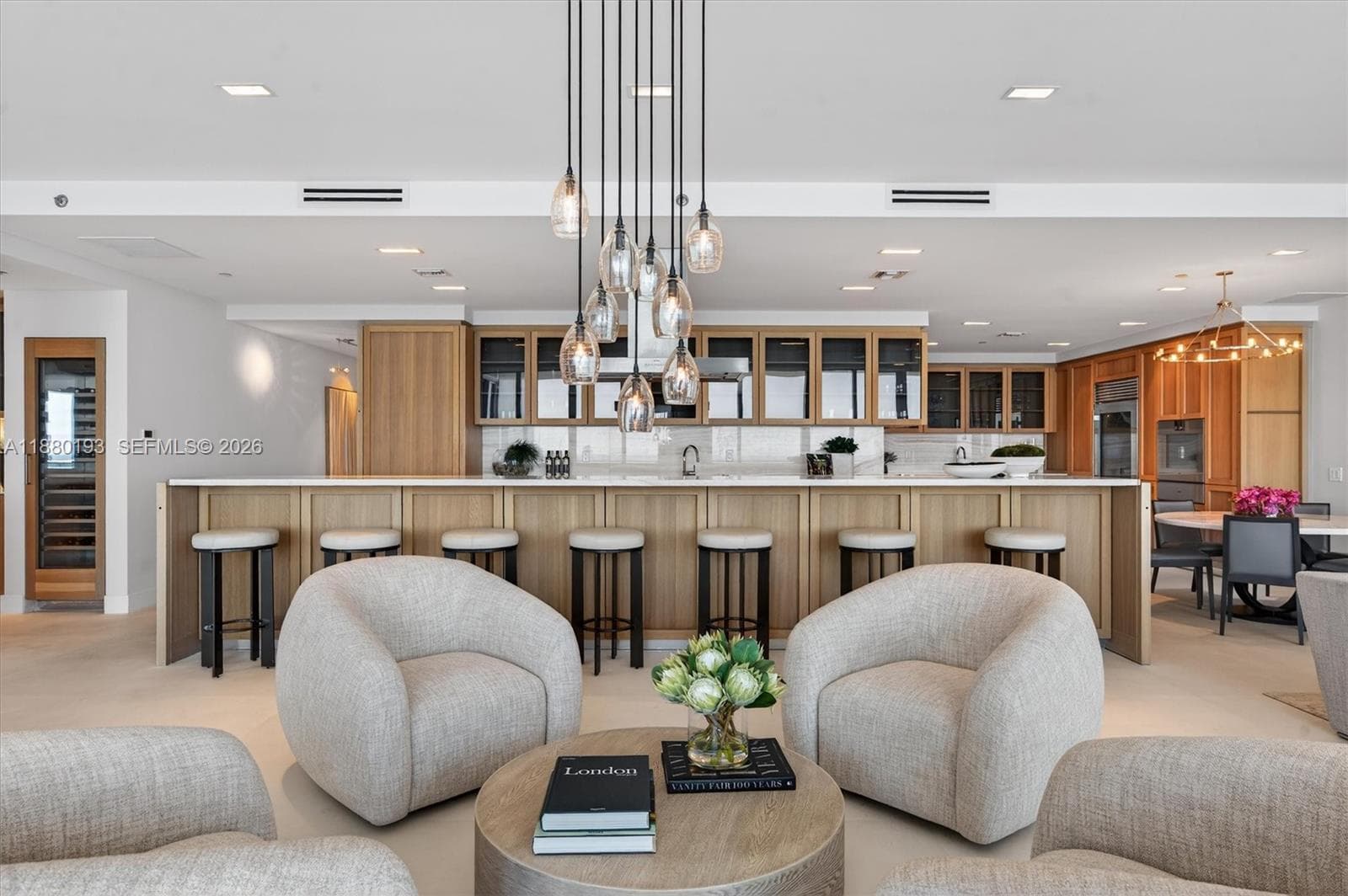 5959 Collins Ave # 1805, Miami Beach FL 33140 — 2