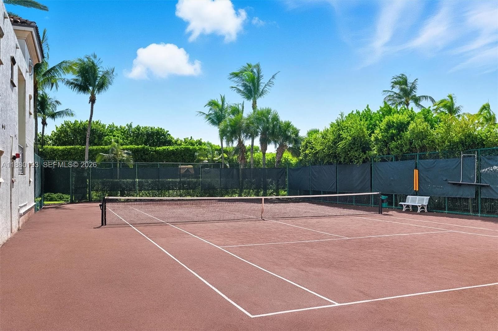 5959 Collins Ave # 1805, Miami Beach FL 33140 — 47
