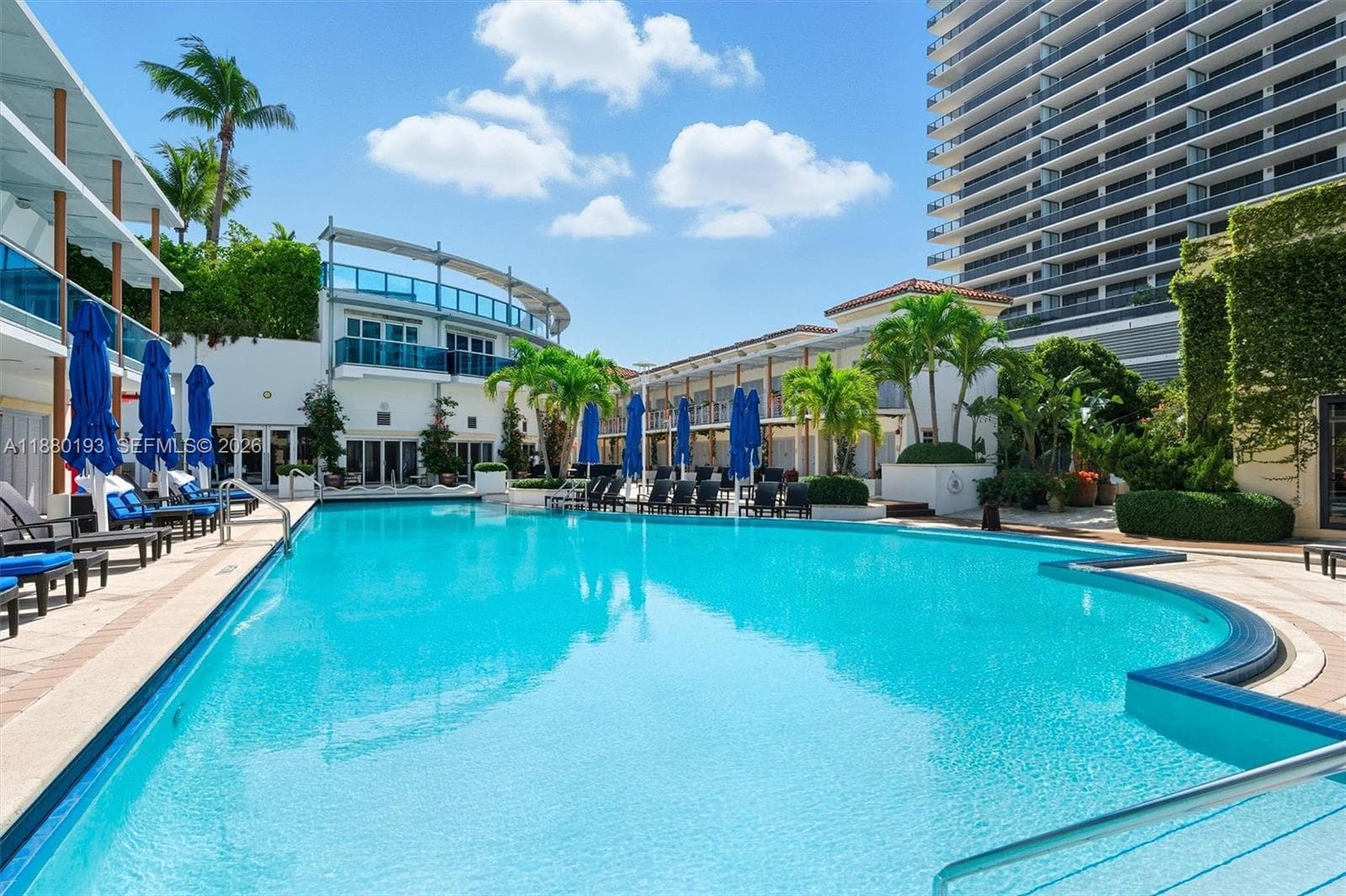 5959 Collins Ave # 1805, Miami Beach FL 33140 — 45