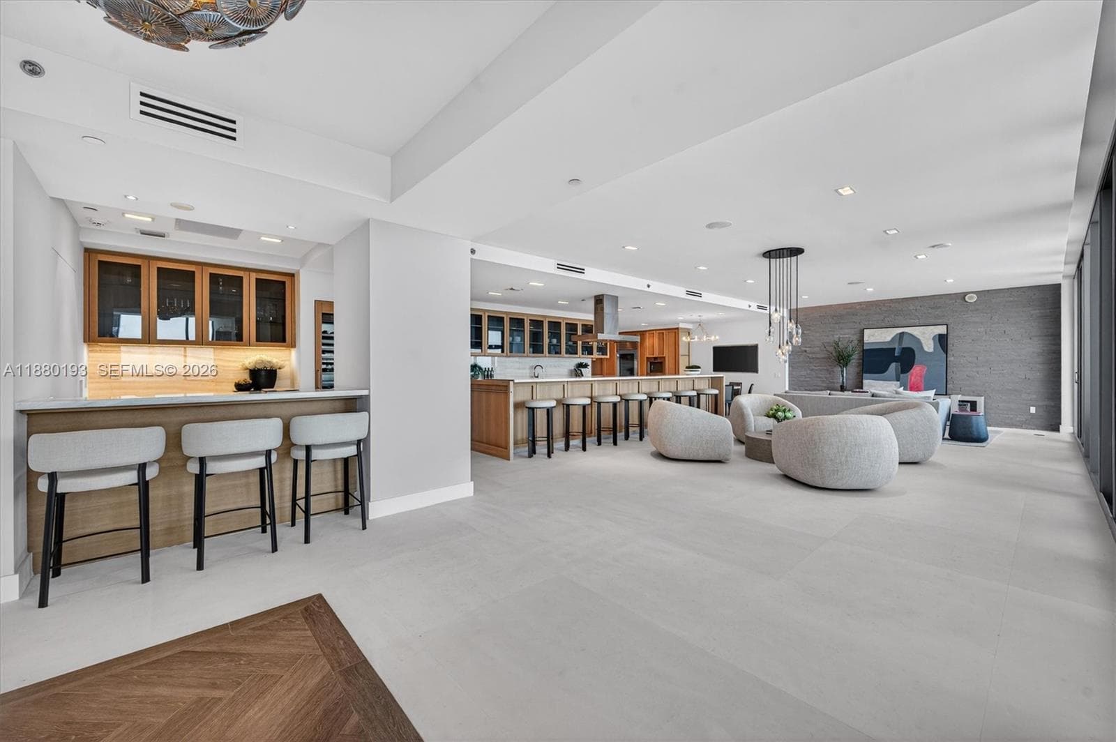 5959 Collins Ave # 1805, Miami Beach FL 33140 — 11