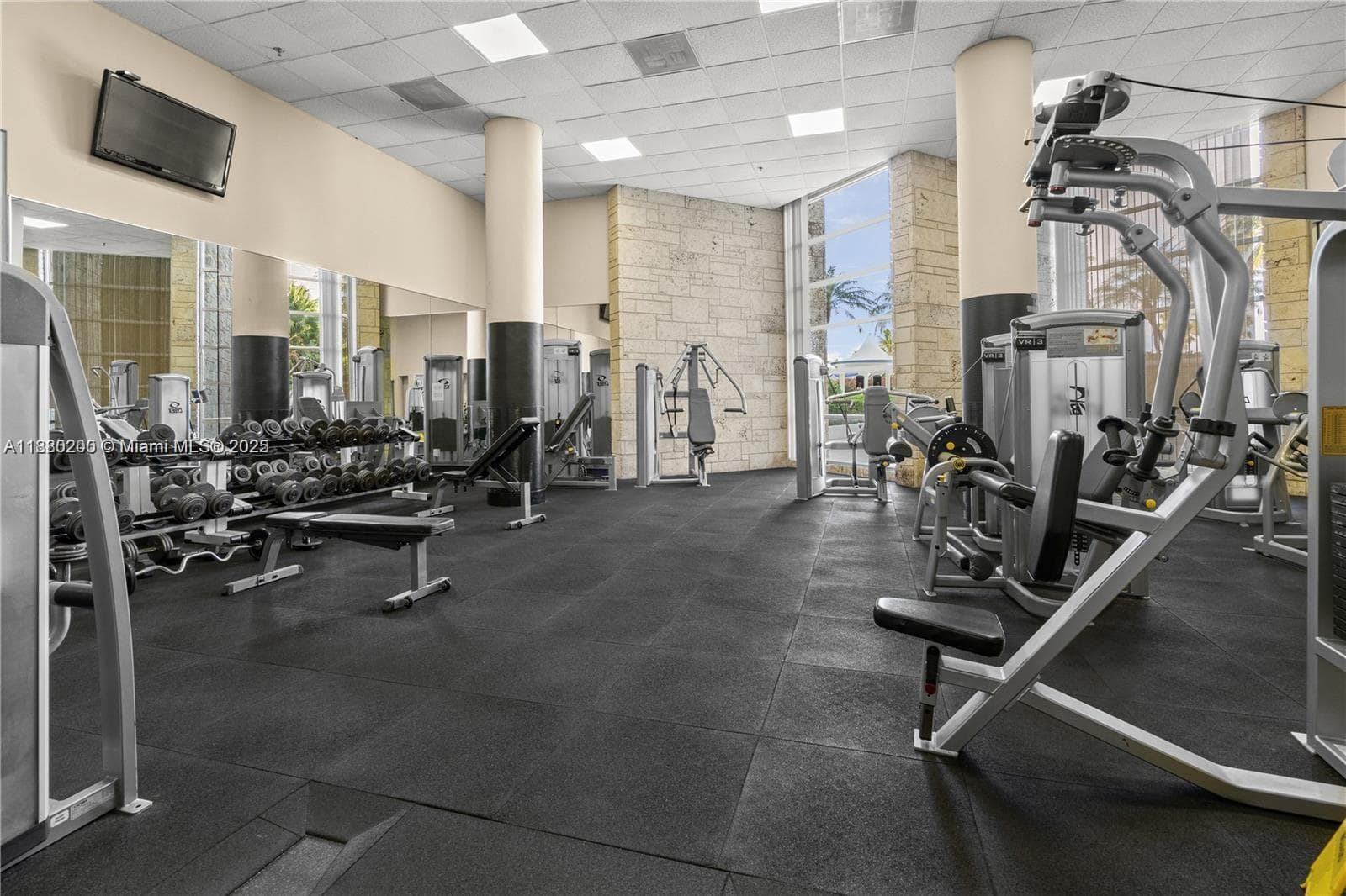 5151 Collins Ave # 923, Miami Beach FL 33140 — 27