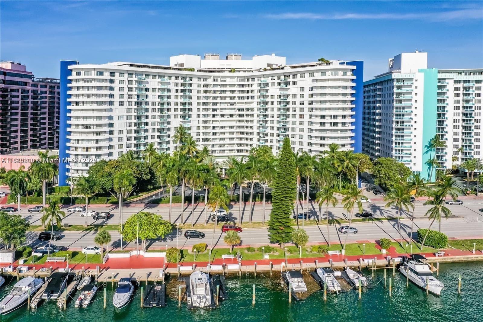 5151 Collins Ave # 923, Miami Beach FL 33140 — 32