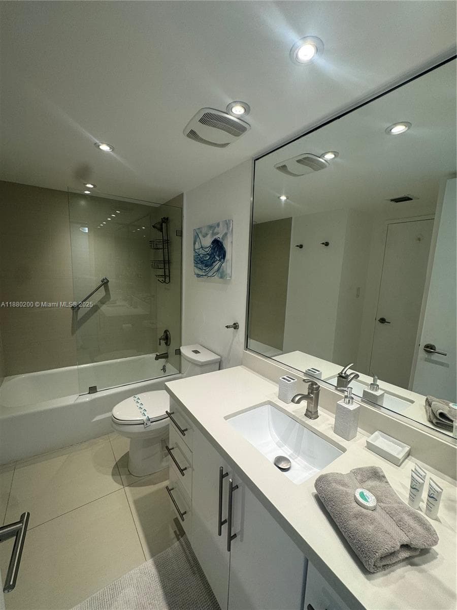 5151 Collins Ave # 923, Miami Beach FL 33140 — 10