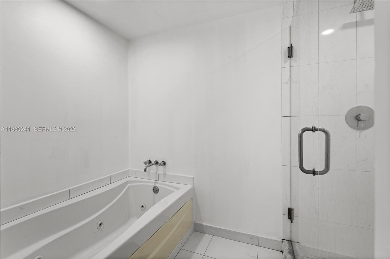 55 SE 6th St # 1203, Miami FL 33131 — 7