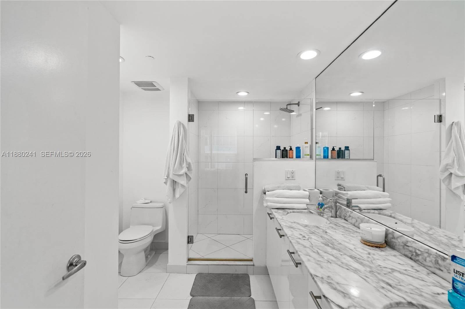 55 SE 6th St # 1203, Miami FL 33131 — 11