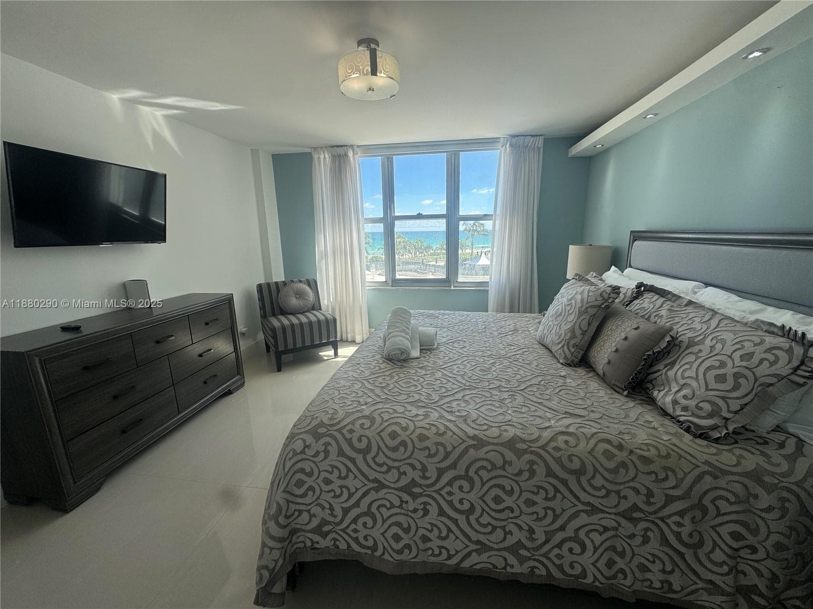 5161 Collins Ave # 514, Miami Beach FL 33140 — 13