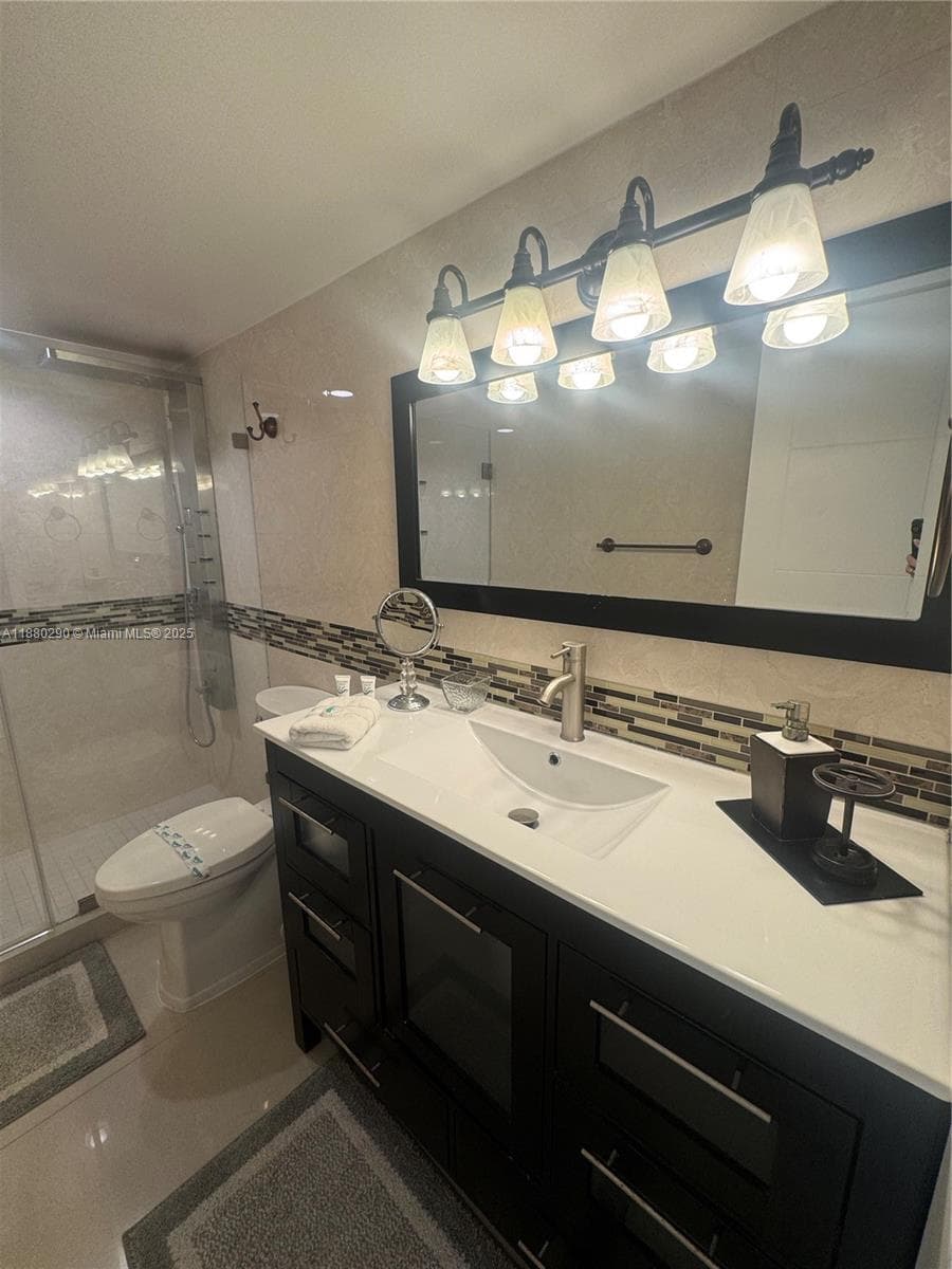 5161 Collins Ave # 514, Miami Beach FL 33140 — 20