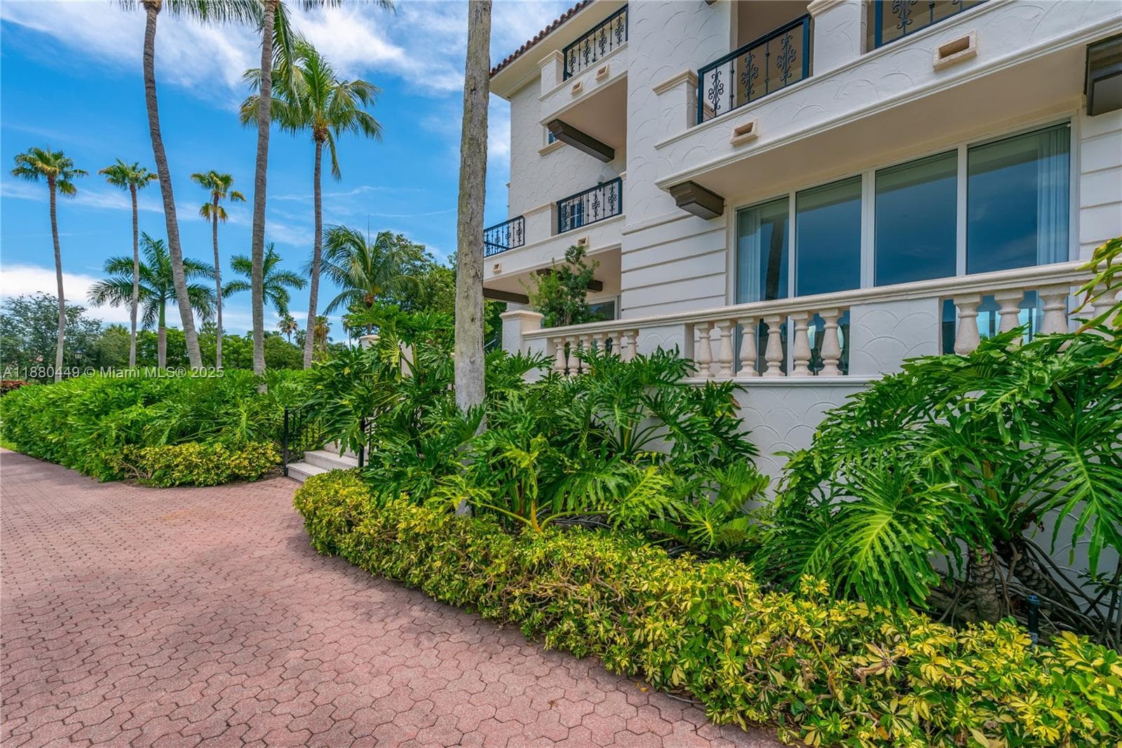 2514 Fisher Island Dr # 6104, Miami Beach FL 33109 — 43