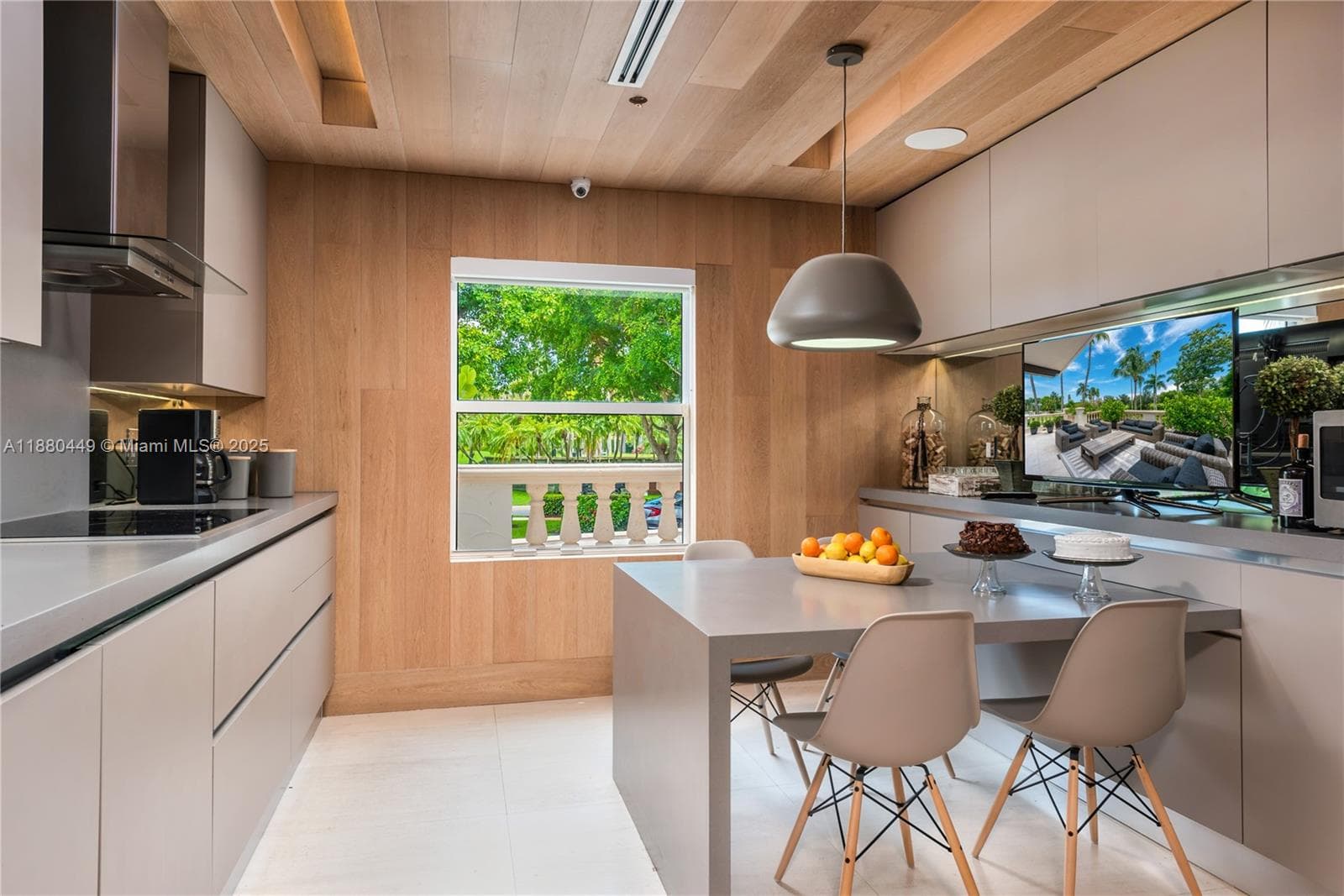 2514 Fisher Island Dr # 6104, Miami Beach FL 33109 — 14