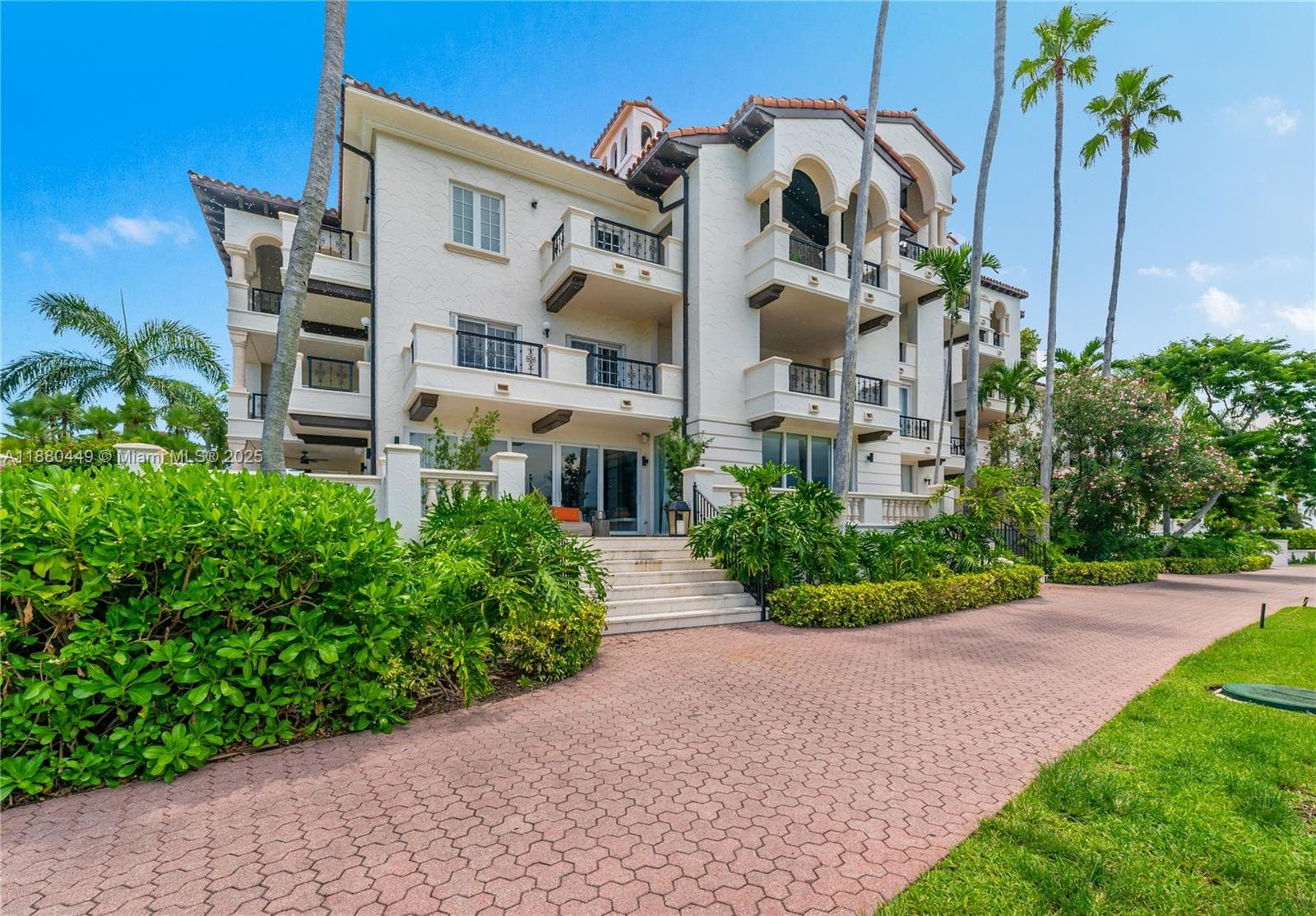2514 Fisher Island Dr # 6104, Miami Beach FL 33109 — 40