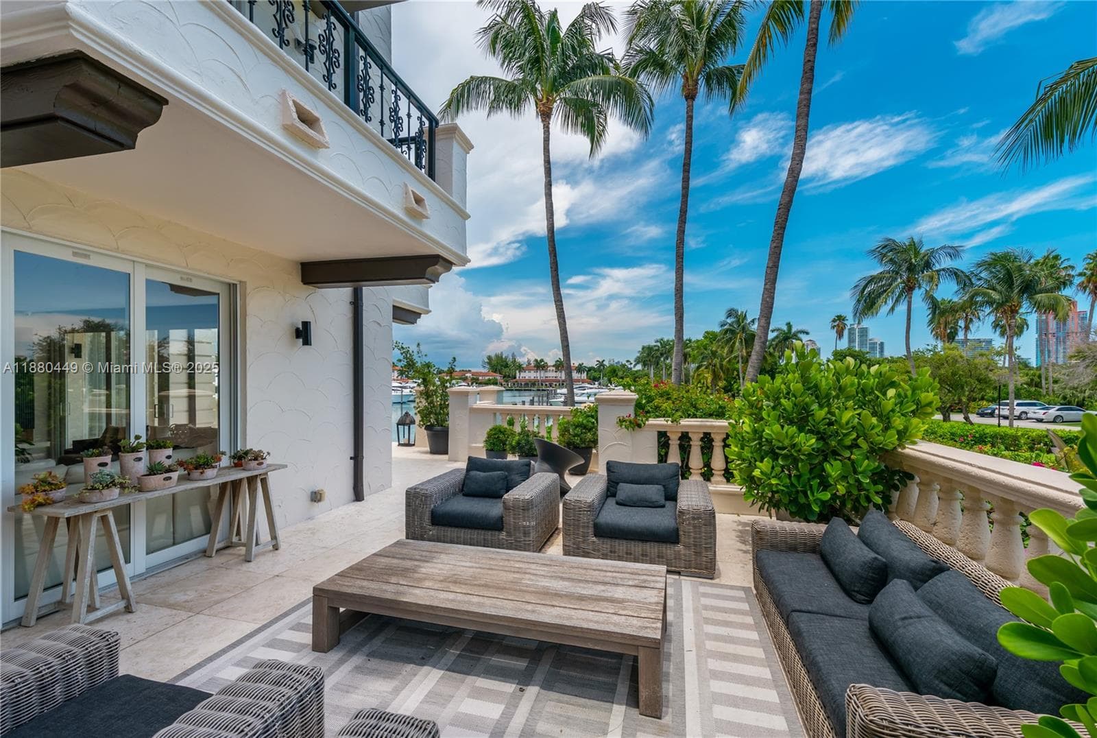 2514 Fisher Island Dr # 6104, Miami Beach FL 33109 — 35