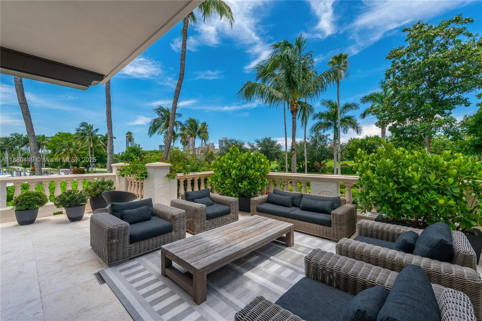 2514 Fisher Island Dr # 6104, Miami Beach FL 33109 — 39