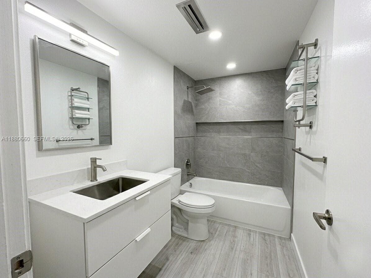 The Ledges Condo, Miami, FL — 17