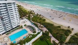 100 Lincoln Rd # 323, Miami Beach FL 33139 — 63