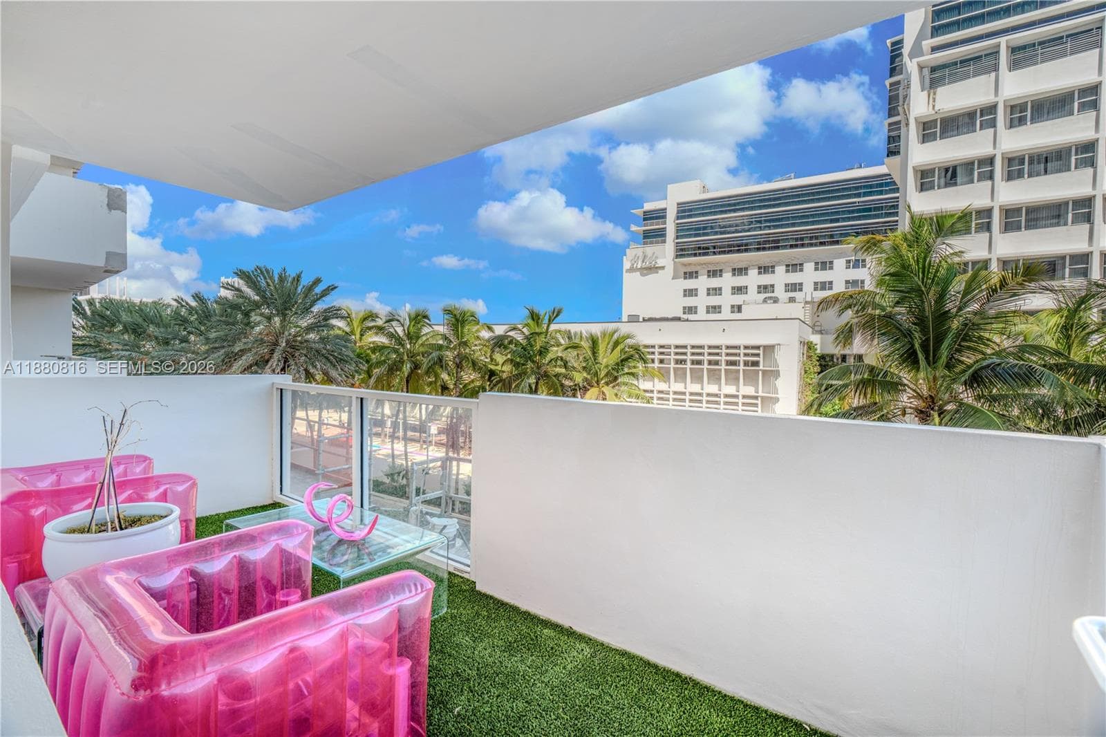 100 Lincoln Rd # 323, Miami Beach FL 33139 — 30