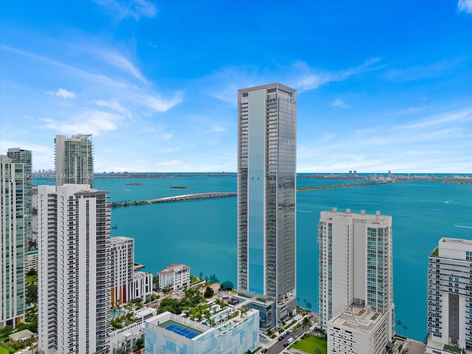700 NE 26th Ter # 2605, Miami FL 33137 — 47