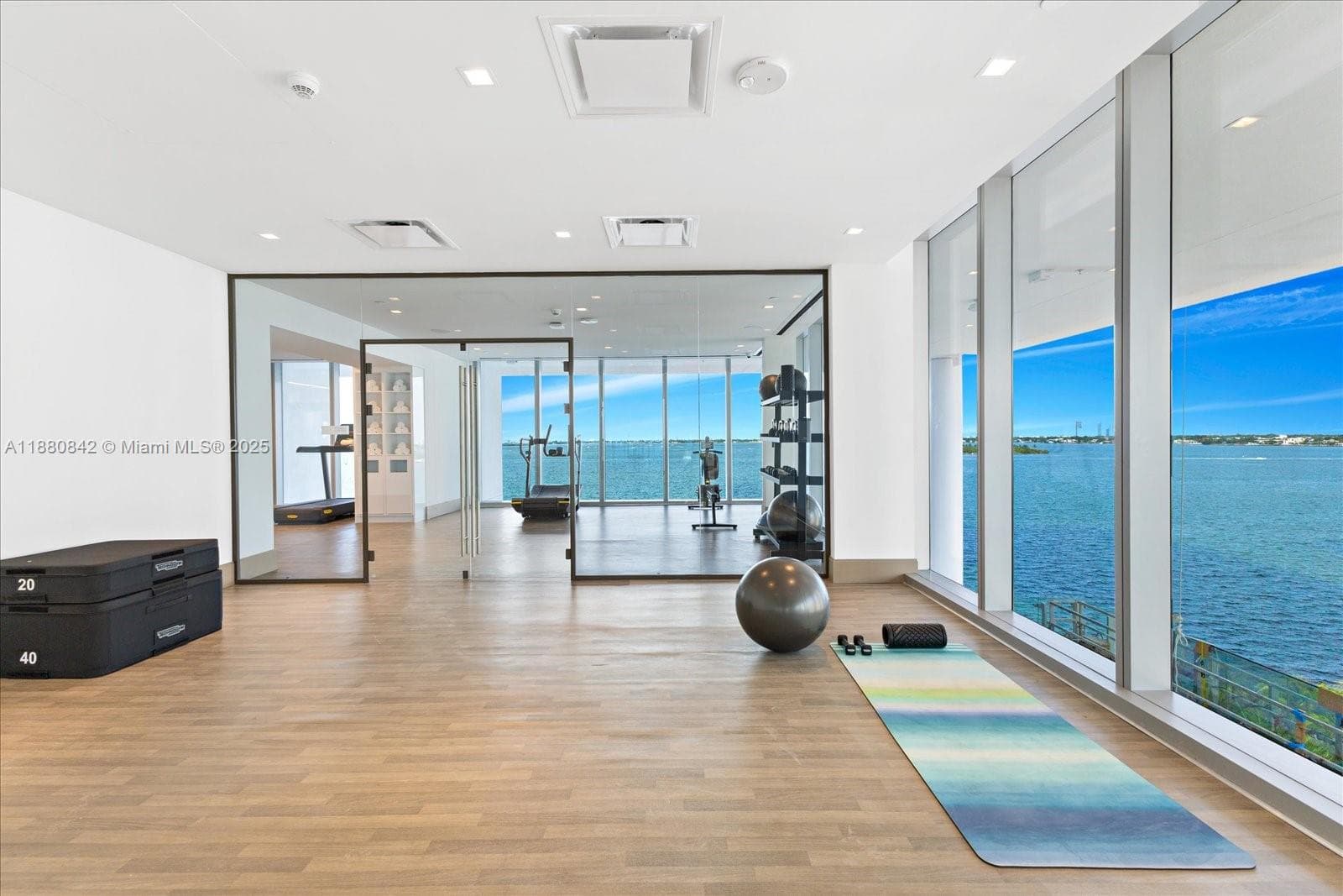 700 NE 26th Ter # 2605, Miami FL 33137 — 39