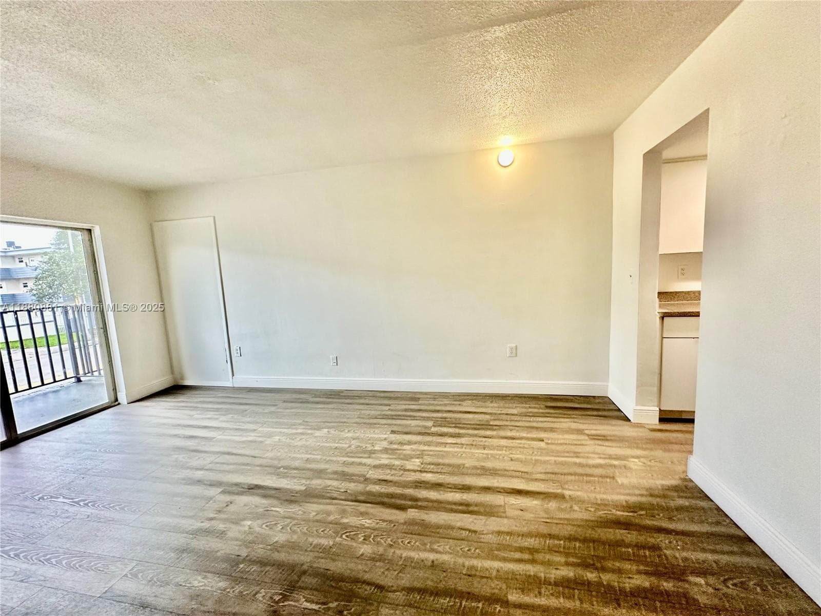 13285 NE 6th Ave # 301, North Miami FL 33161 — 6