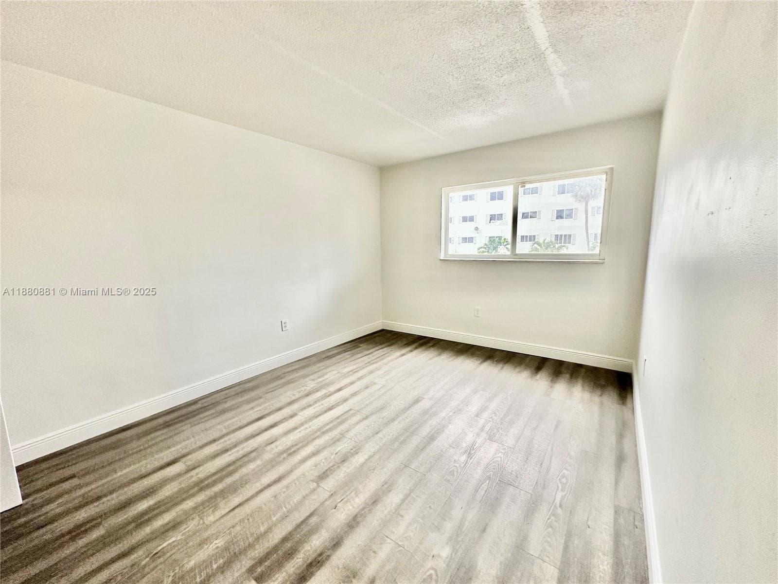 13285 NE 6th Ave # 301, North Miami FL 33161 — 5