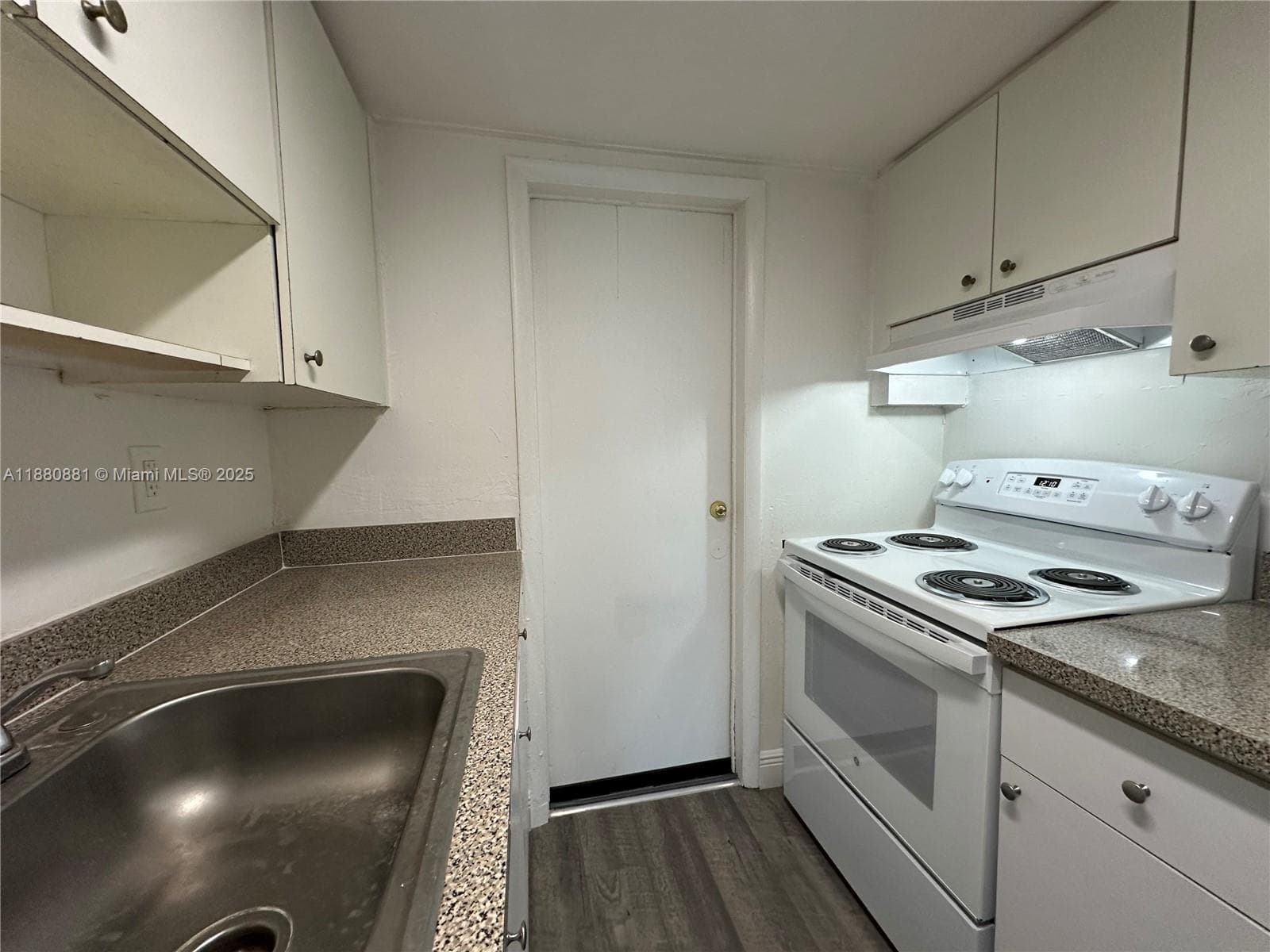13285 NE 6th Ave # 301, North Miami FL 33161 — 9