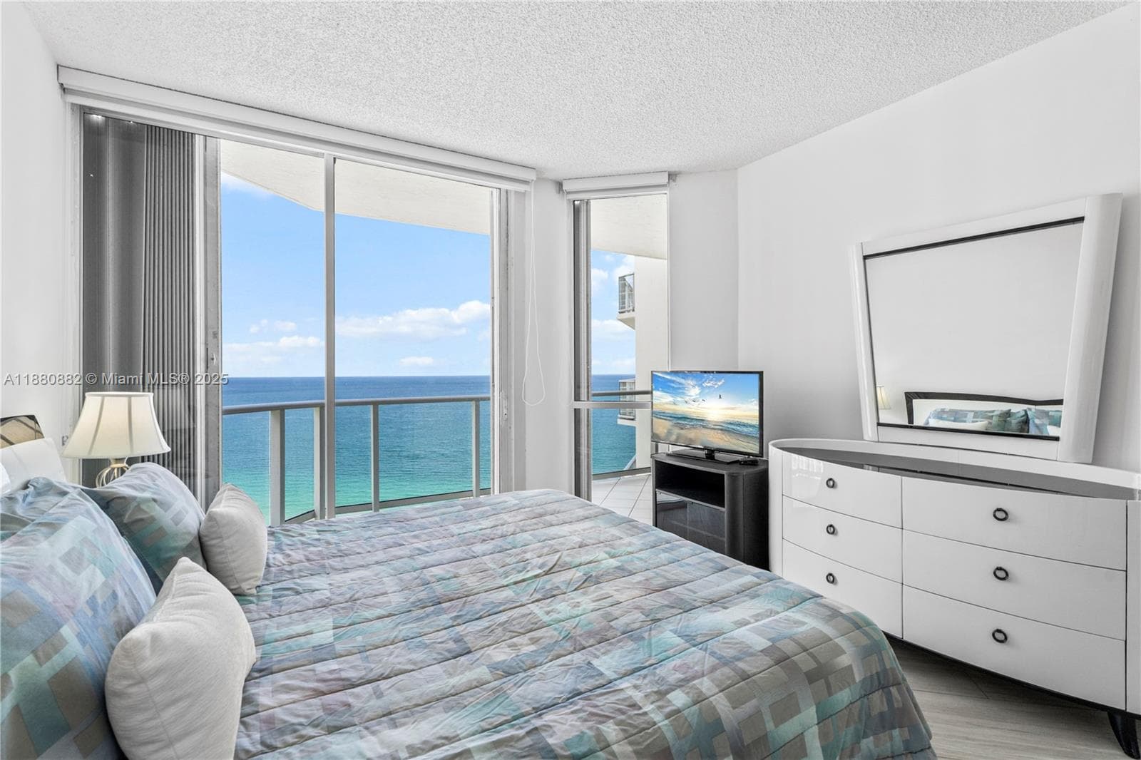 16485 Collins Ave, Sunny Isles Beach FL 33160 — 26