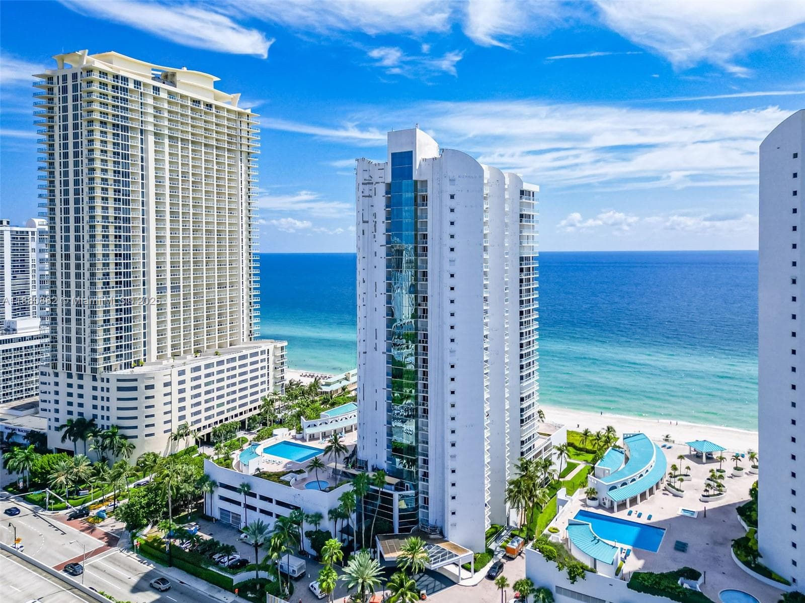 16485 Collins Ave, Sunny Isles Beach FL 33160 — 3