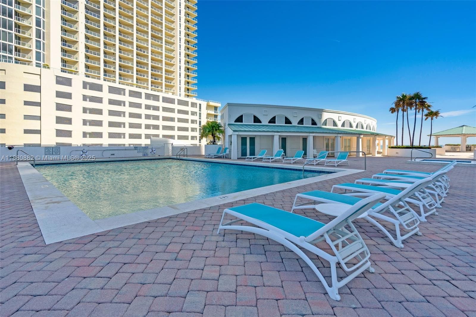 16485 Collins Ave, Sunny Isles Beach FL 33160 — 9
