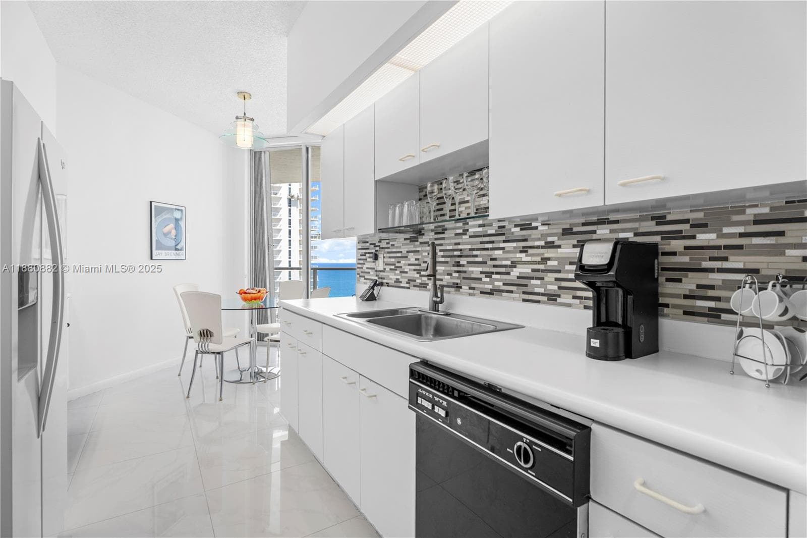 16485 Collins Ave, Sunny Isles Beach FL 33160 — 33