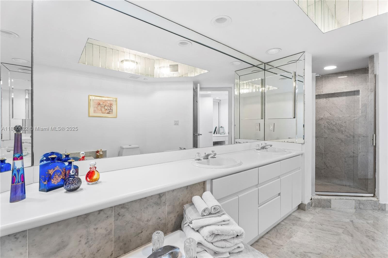 16485 Collins Ave, Sunny Isles Beach FL 33160 — 37