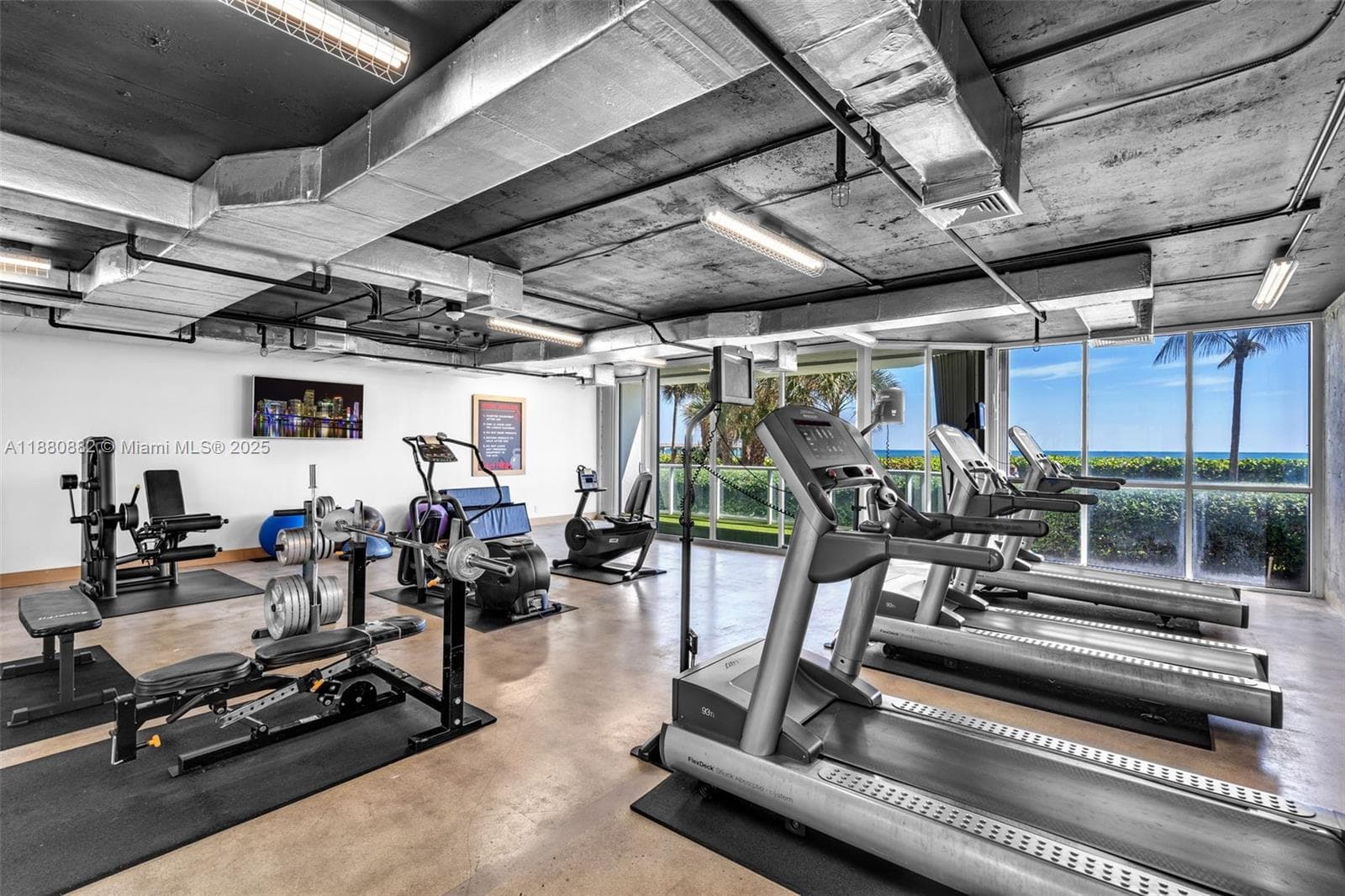 16485 Collins Ave, Sunny Isles Beach FL 33160 — 40