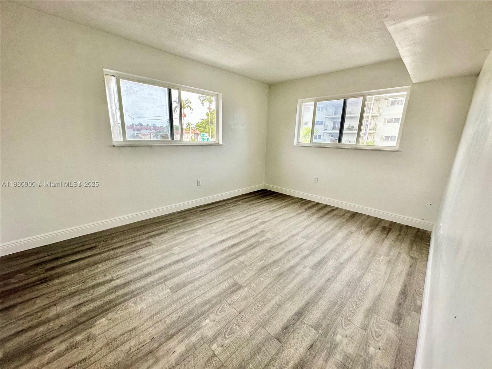 13285 NE 6th Ave # 401, North Miami FL 33161 — 6