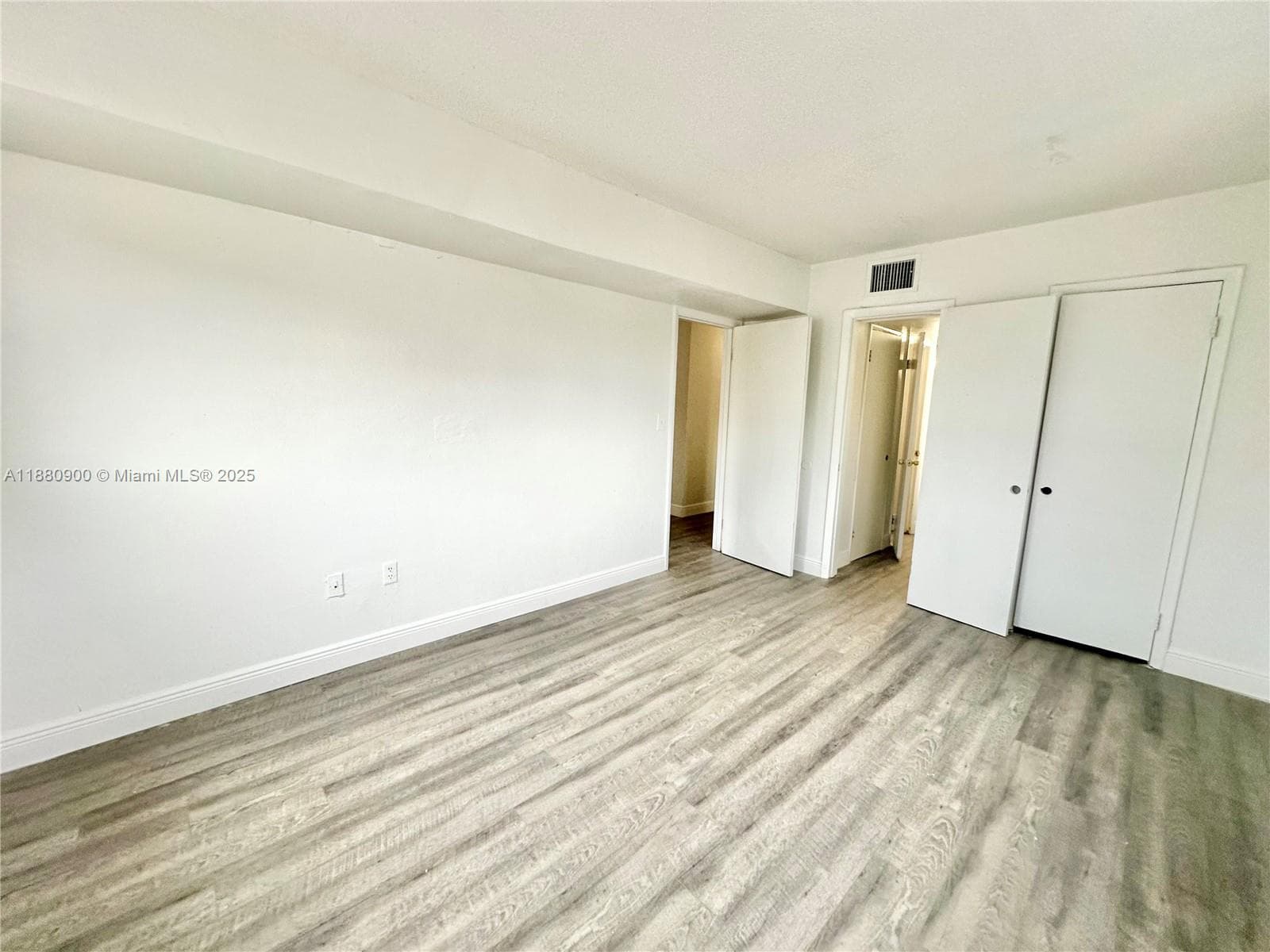 13285 NE 6th Ave # 401, North Miami FL 33161 — 5