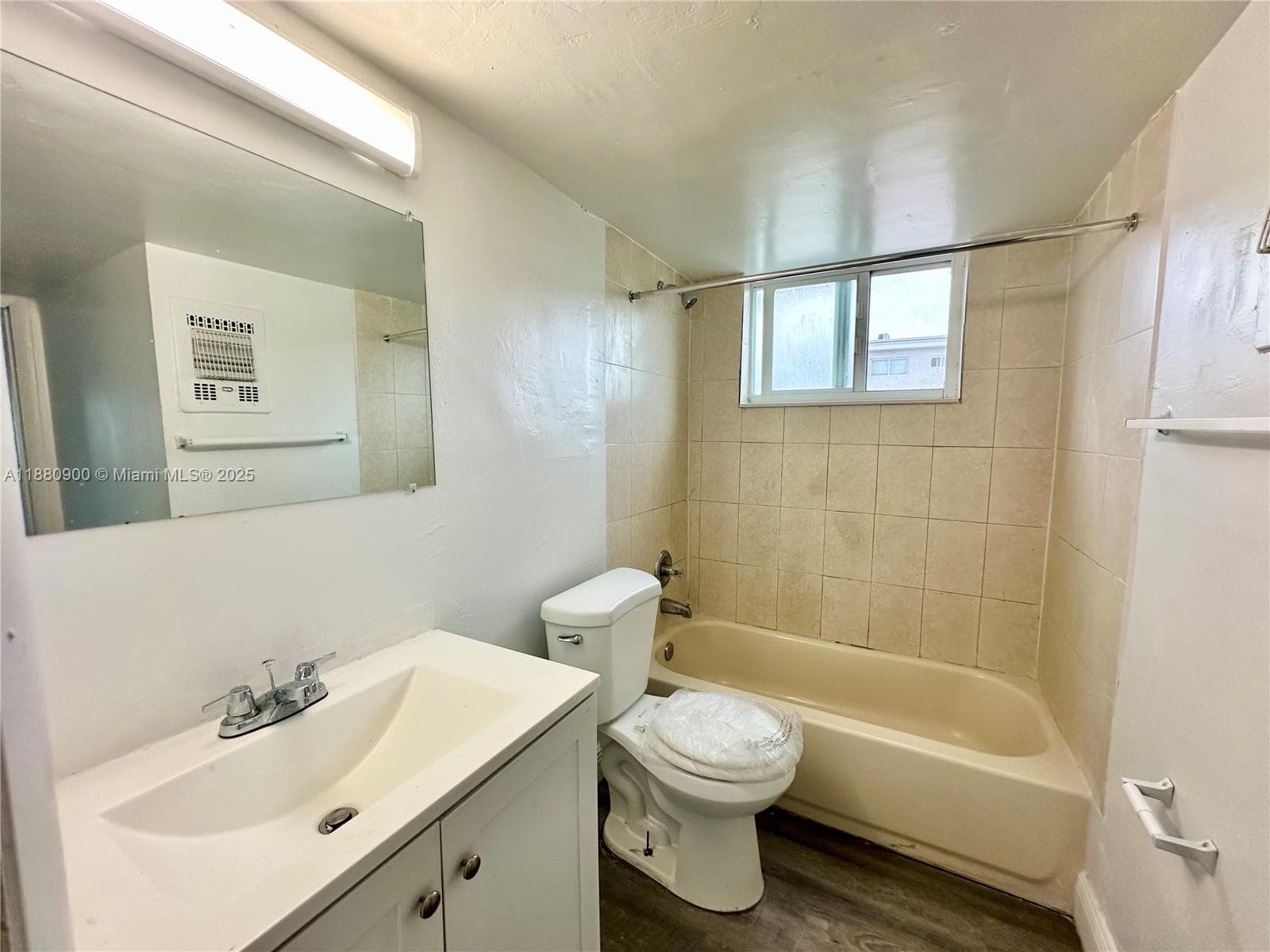13285 NE 6th Ave # 401, North Miami FL 33161 — 10