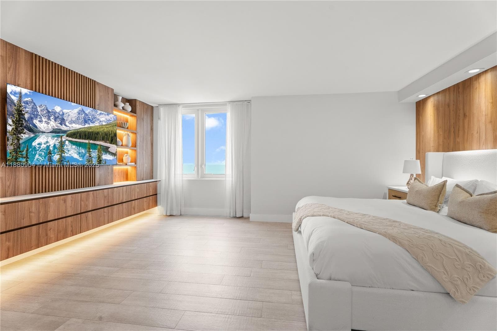 2301 Collins Ave # 24, Miami Beach FL 33139 — 13