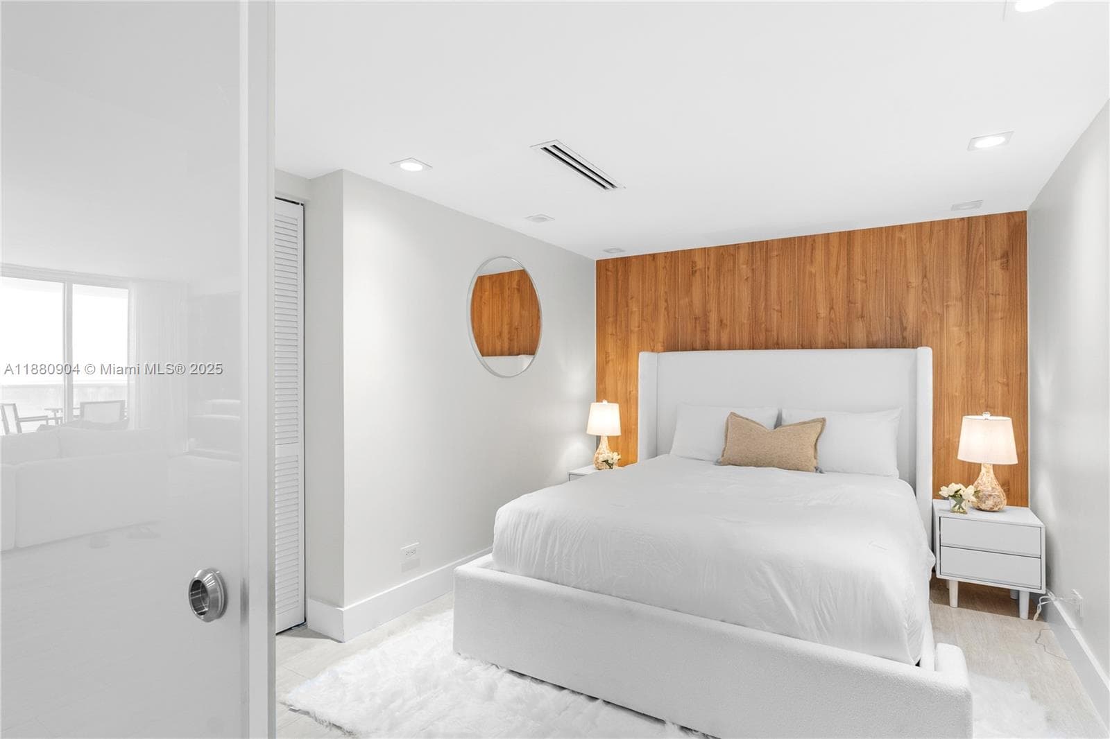 2301 Collins Ave # 24, Miami Beach FL 33139 — 17