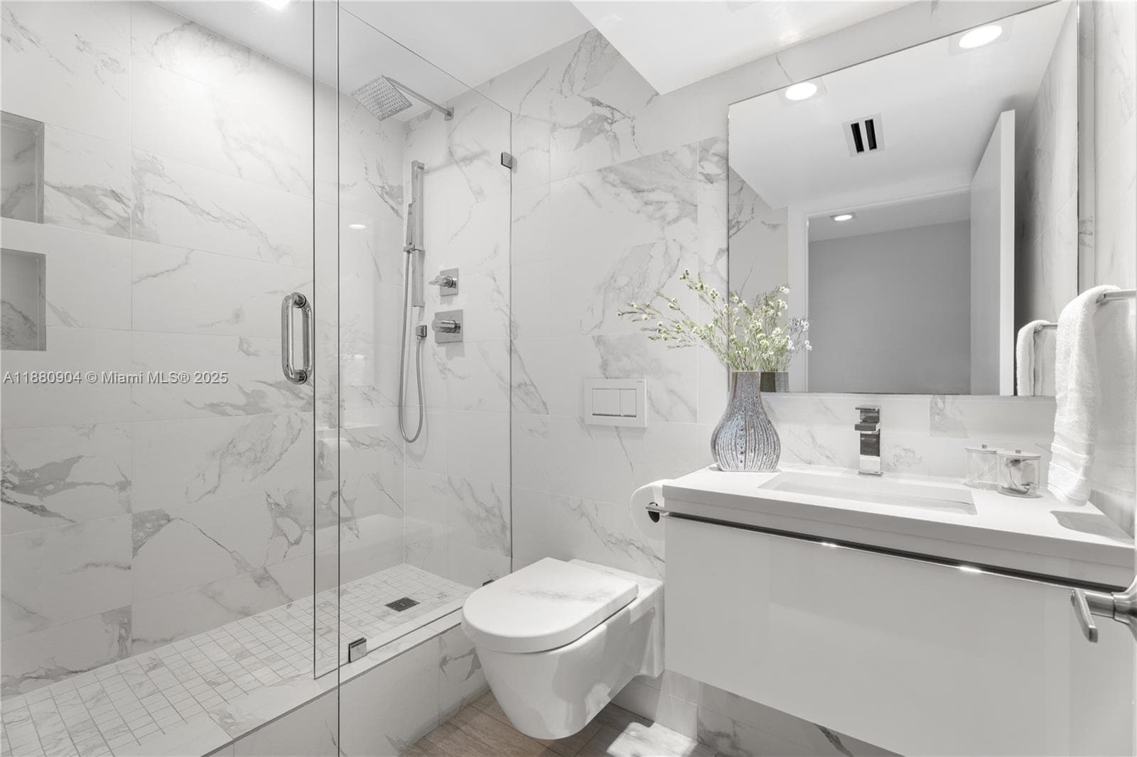 2301 Collins Ave # 24, Miami Beach FL 33139 — 8