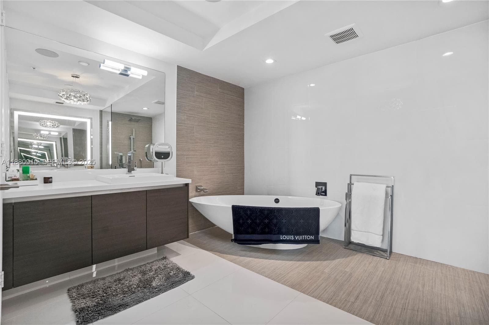 300 Sunny Isles Blvd # 1802, Sunny Isles Beach FL 33160 — 26