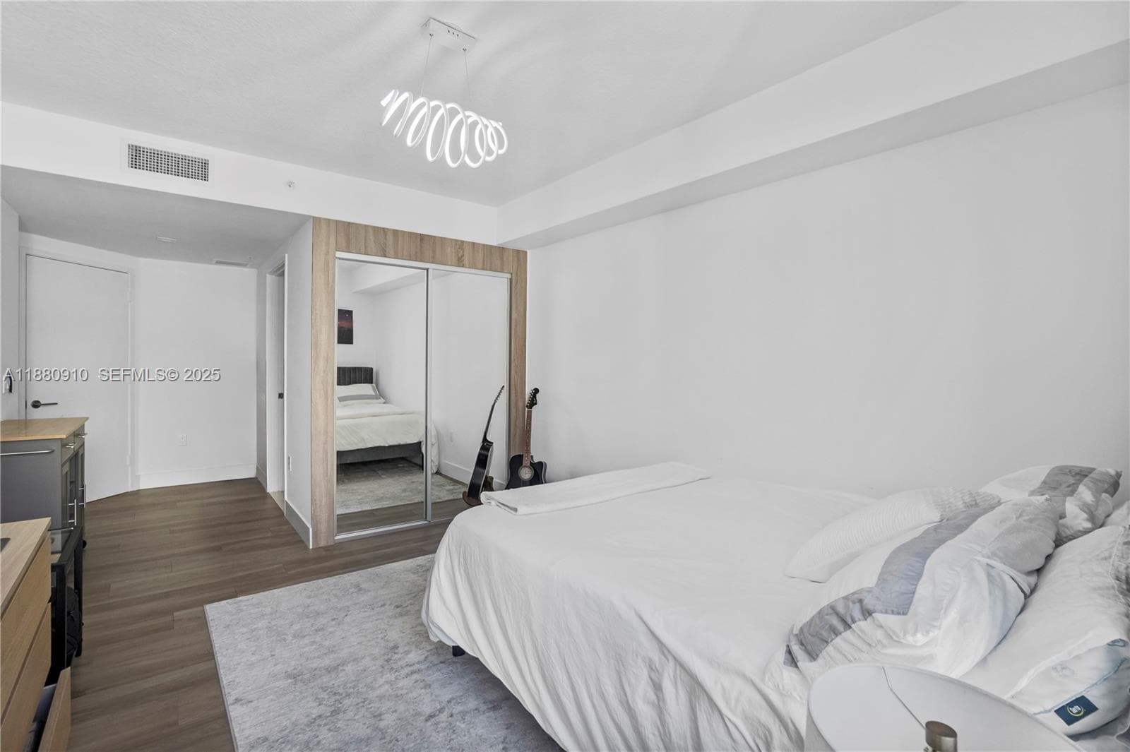 300 Sunny Isles Blvd # 1802, Sunny Isles Beach FL 33160 — 55
