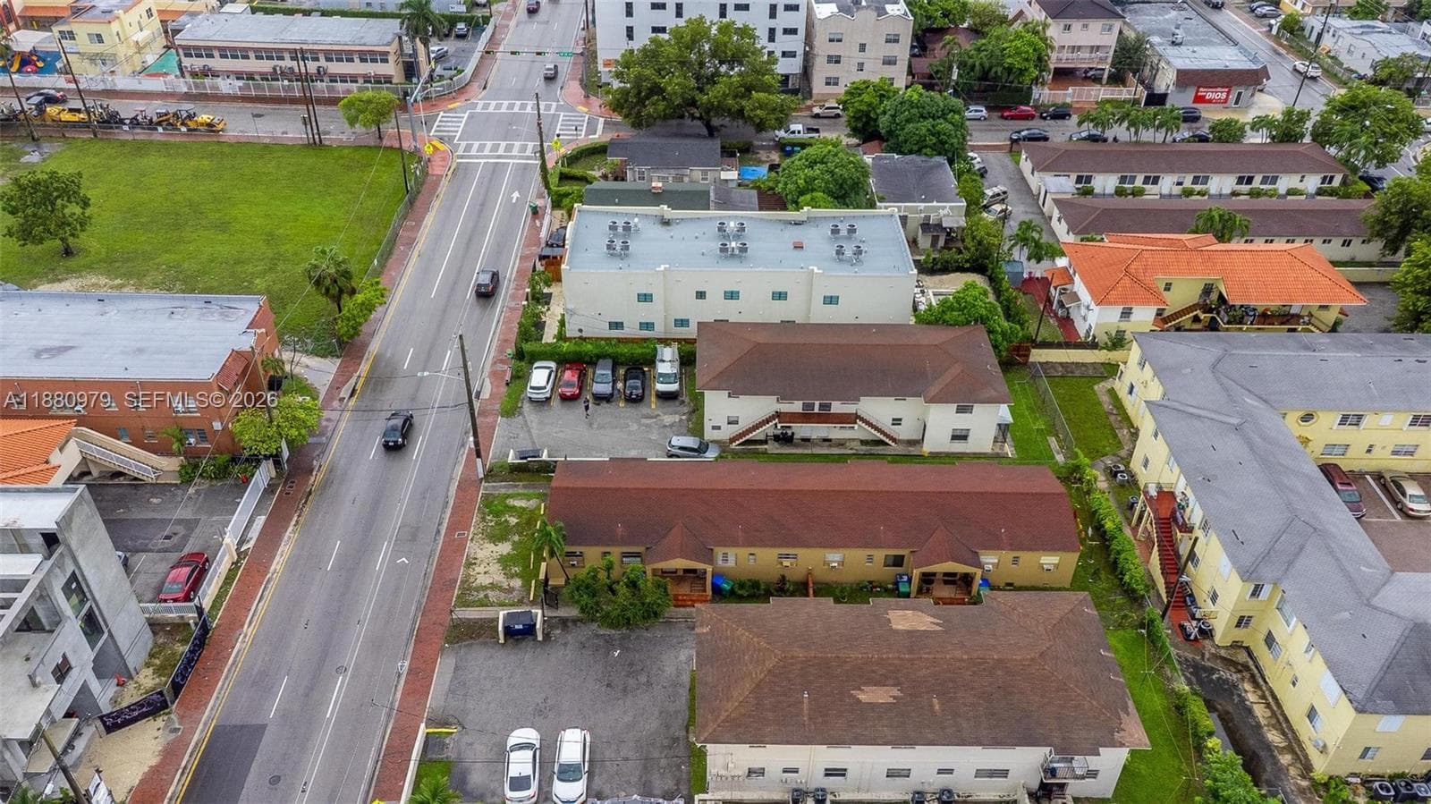 1345 SW 7th ST, Miami FL 33135 — 32