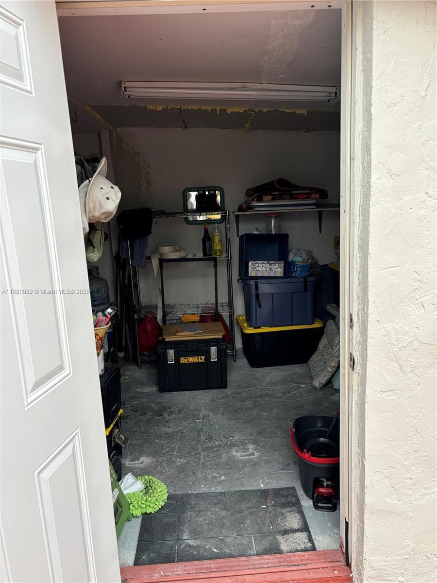 12343 SW 195th Ter, Miami FL 33177 — 33
