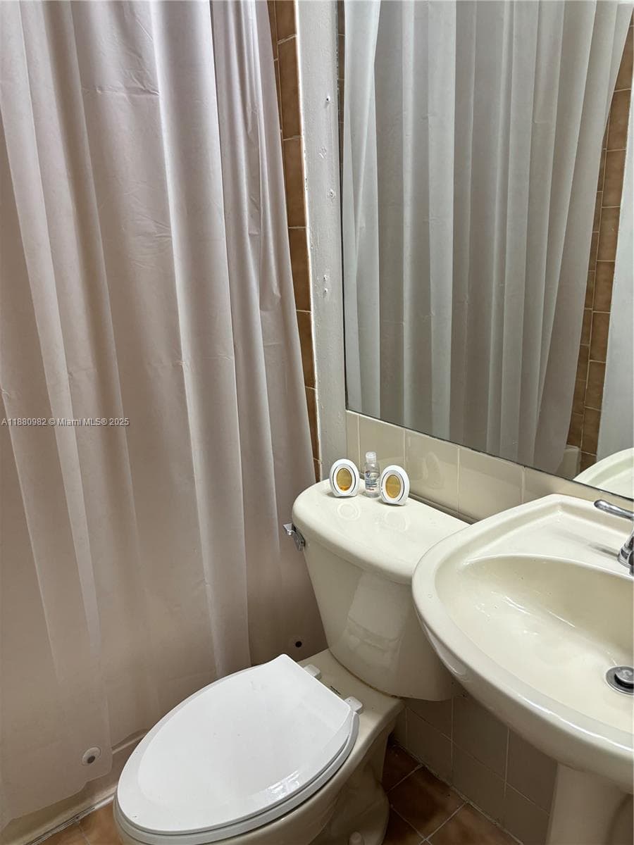 12343 SW 195th Ter, Miami FL 33177 — 29