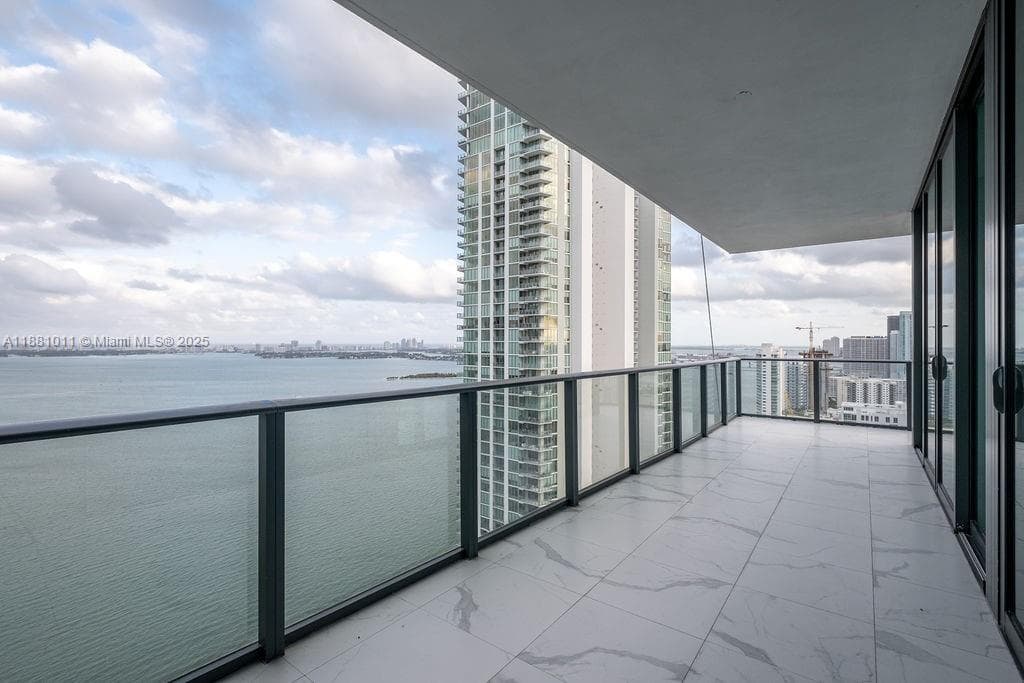480 NE 31 St # 3101, Miami FL 33137 — 23