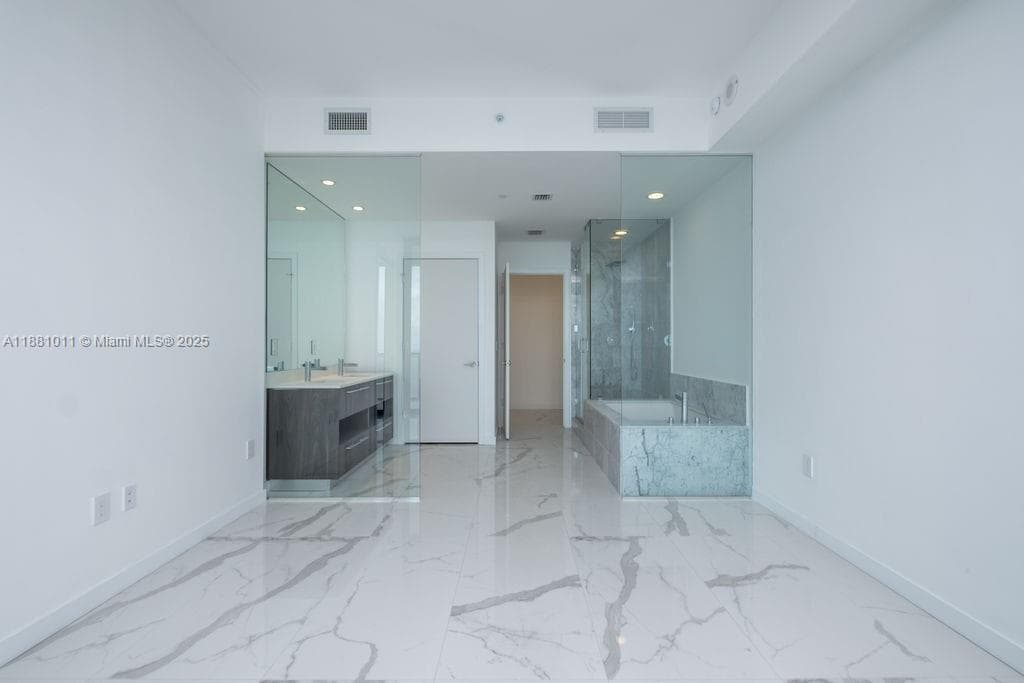 480 NE 31 St # 3101, Miami FL 33137 — 13